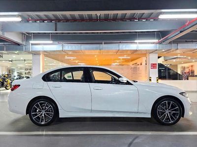 NEW BMW 320i sport line 2025