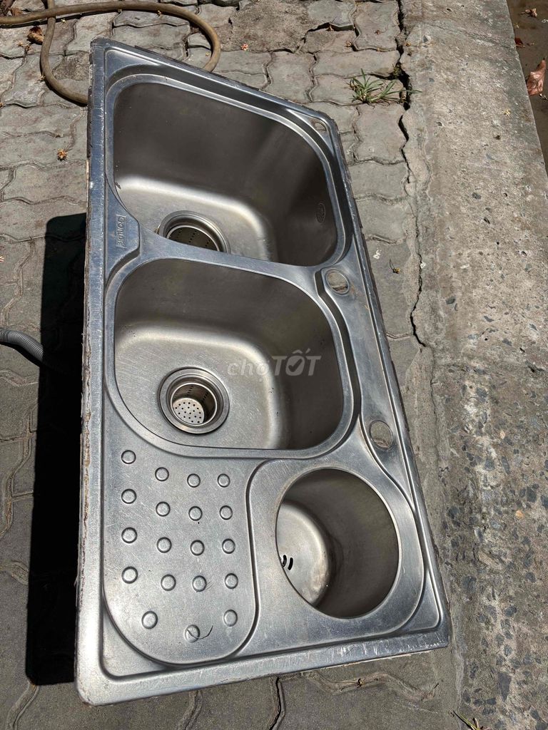 Chậu rửa chén Inox 304 3 ngăn. Mua bán Thiết bị vệ sinh, nhà tắm tại Quận Sơn Trà Đà Nẵng được đăng bởi HƯƠNG GIANG hình 1