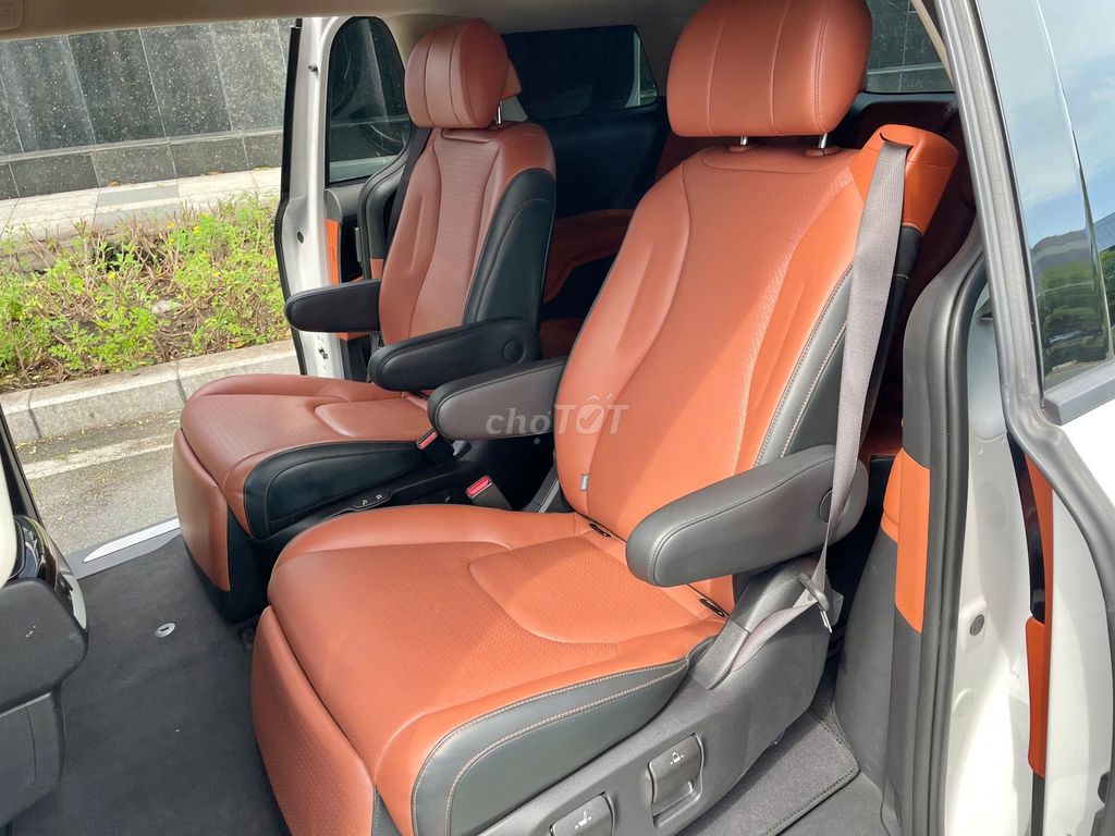 Kia Carnival Premium 2.2D 7S 2024 - 24000 km. Mua bán Ô tô tại Quận 12 Tp Hồ Chí Minh được đăng bởi ĐỨC XE LƯỚT hình 9