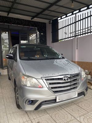 Toyota Innova 8 chỗ số tự động fom 2016 mới 90%