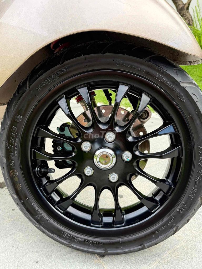 Vespa150 TFT 2024 Nâu Đồng siêu lướt 3400 km. Mua bán Xe máy tại Quận Cái Răng Cần Thơ được đăng bởi Cửa Hàng Xe Máy Quang Sang hình 9