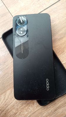 Oppo A18 Đen