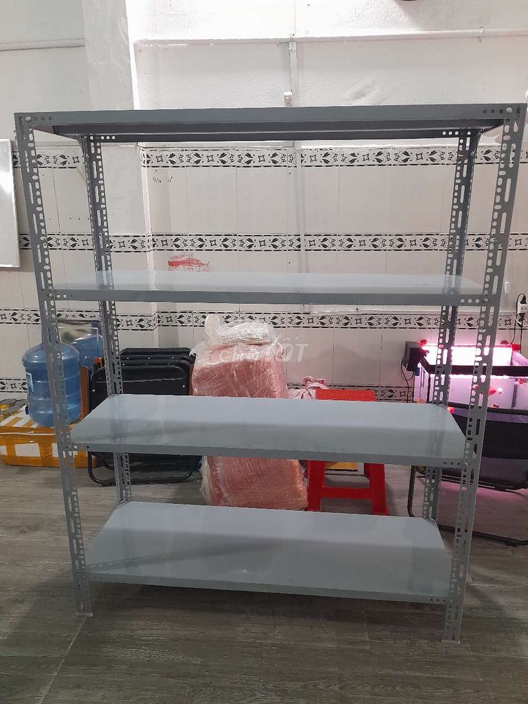 Kệ sắt v lỗ đa năng (k21). Mua bán Tủ, kệ gia đình tại Thành phố Thủ Dầu Một Bình Dương được đăng bởi Thu Hoàng hình 1