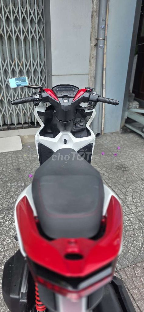 Honda Click Thai 150cc белый, красный, черный