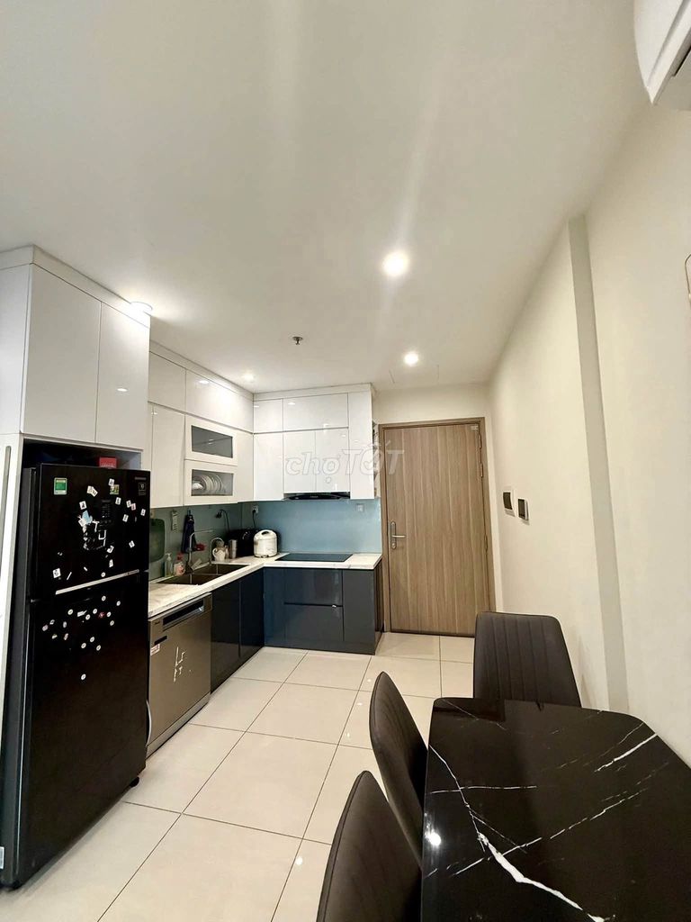 2N1 полностью меблированная квартира площадью 9 кв.м в аренду в Vinhomes Smart City