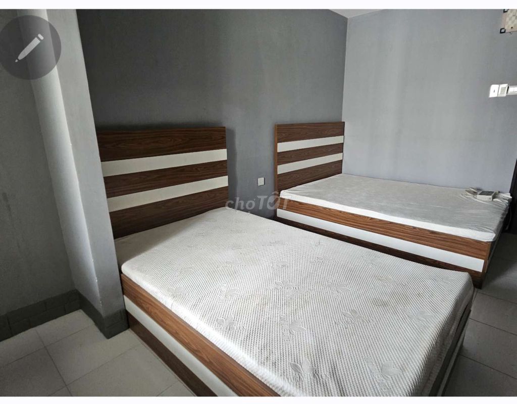 Giường ngủ 1m5 x 2m. Mua bán Giường, chăn ga gối nệm tại Thành phố Nha Trang Khánh Hòa được đăng bởi Thúy Kim hình 1