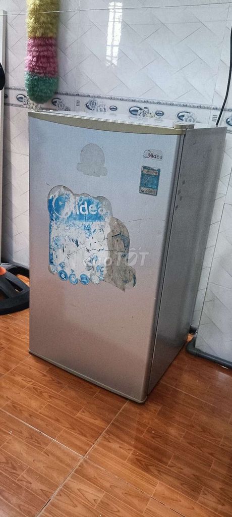 Tủ lạnh Midea 100L Bạc. Mua bán Tủ lạnh tại Quận Ninh Kiều Cần Thơ được đăng bởi lethanhtuấn hình 1