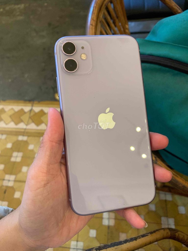 Iphone 11 tím QT 64G nguyên zin, mới 99%