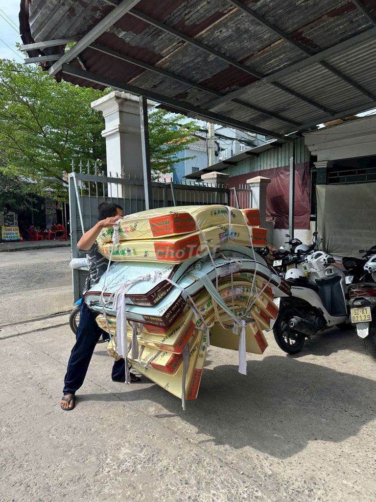 Nệm sale tháng chạp