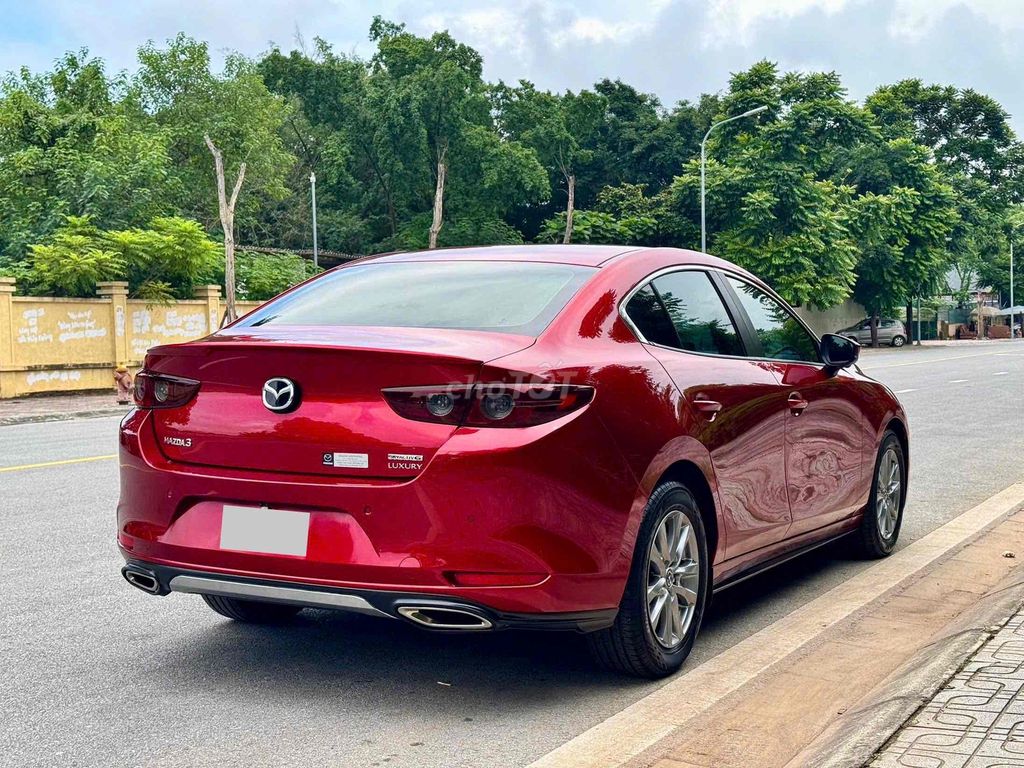 Mazda 3 2023 1.5L Luxury - 27000 km. Mua bán Ô tô tại Quận Long Biên Hà Nội được đăng bởi Bùi Đình Thông hình 4