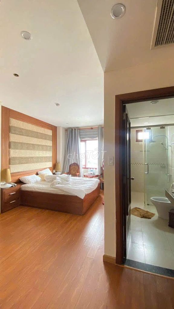 Central apartment for 2–4 near the universities — photo 2