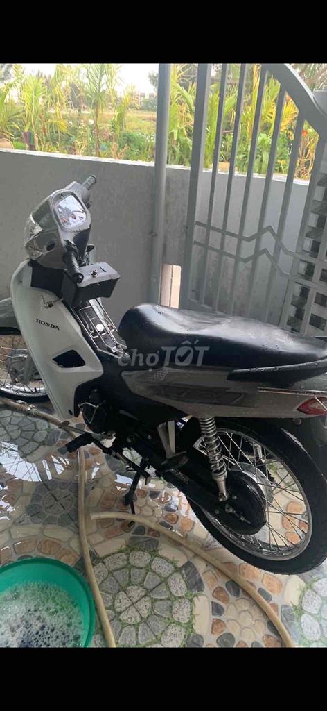 xe ít đi để lại cho anh em nào có nhu cầu. Mua bán Xe máy tại Thành phố Hội An Quảng Nam được đăng bởi Benjamin Lam hình 1