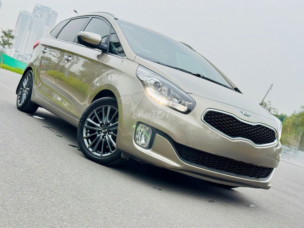 Kia Rondo 2.0 AT 2016. Mua bán Ô tô tại Quận Thanh Xuân Hà Nội được đăng bởi Nguyễn Tuấn Hoàng hình 11