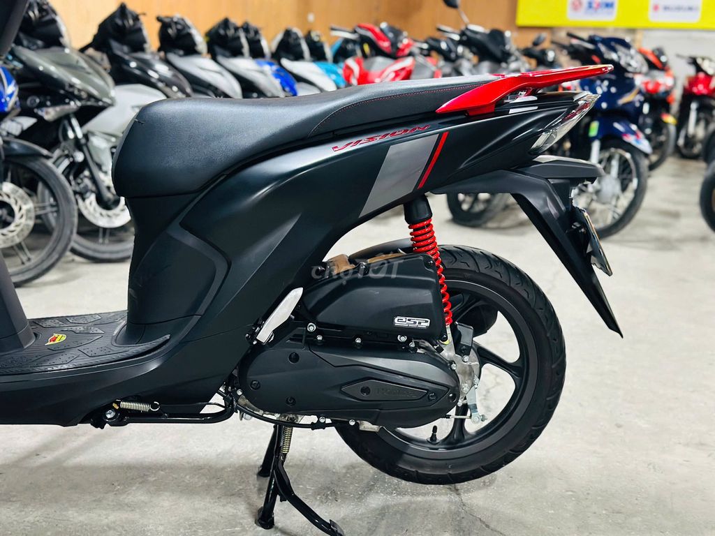 XE MÁYTHANH TÙNG_VISION ĐEN SPORT 2024 CÓ TRẢ GÓP. Mua bán Xe máy tại Quận Nam Từ Liêm Hà Nội được đăng bởi THANH TÙNG hình 5