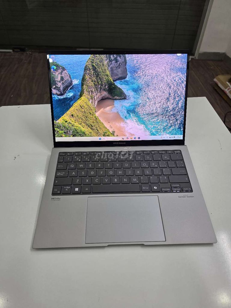 Asus Zenbook S13 OLED Ultra 7 13.3 inch 32GB/1TB. Mua bán Laptop tại Quận Cầu Giấy Hà Nội được đăng bởi Minh Quân PC hình 1