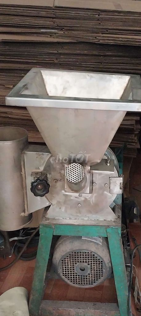Máy nghiền dược liệu 5hp. Mua bán Đồ chuyên dụng, Giống nuôi trồng tại Quận 8 Tp Hồ Chí Minh được đăng bởi dat  hình 1