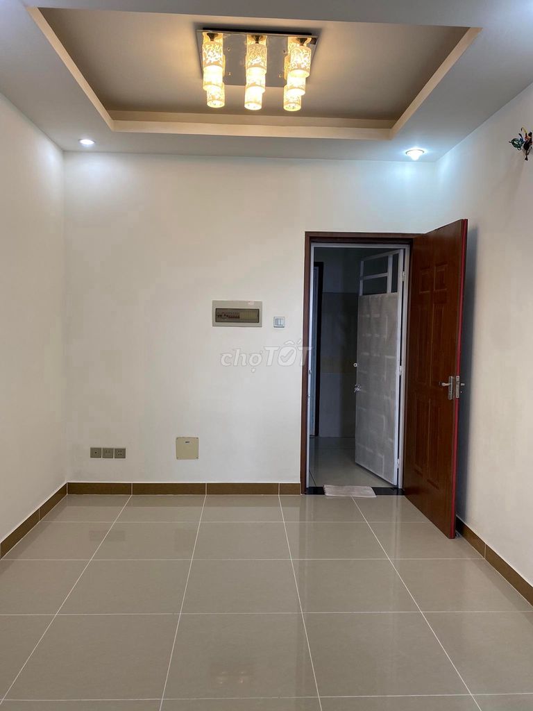 Cho thuê 48m2, 1pn, 1wc, nhà trống 6,5 triệu