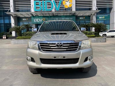 City Car cần bán Toyota Hilux 2013 2.5L