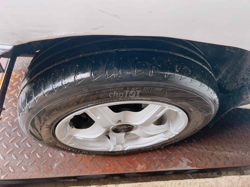 Kia máy êm nhập khẩu trao đổi giao lưu xe máy. Mua bán Ô tô tại Thành phố Vĩnh Long Vĩnh Long được đăng bởi Du lich Thanh long hình 17