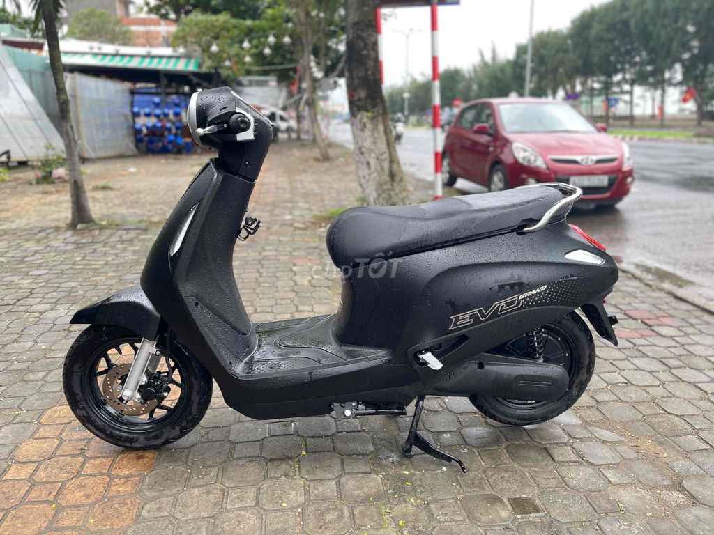 VinFast Evo 200 Grand 2025 bao biển số cho anh chi. Mua bán Xe điện tại Quận Thanh Khê Đà Nẵng được đăng bởi Mạnh hình 6