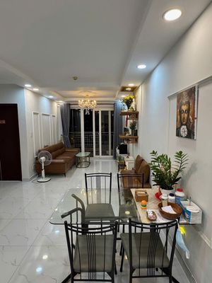 Chung cư Nguyễn Ngọc Phương, BT: 14tr, 3p ngủ, full nội thất, nhà mới