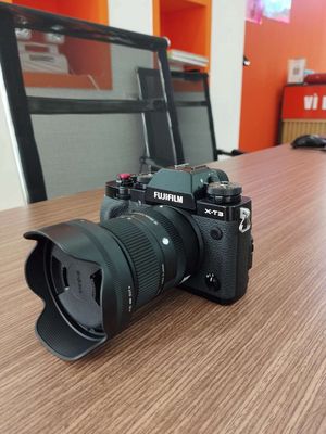 Fujifilm X-T3 + Lens Sigma 18-50mm F2 For Fujifilm
