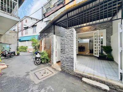 Lotte Mart, 51m2, 4 Tầng, cạnh HXH, nhỉnh 6 tỷ