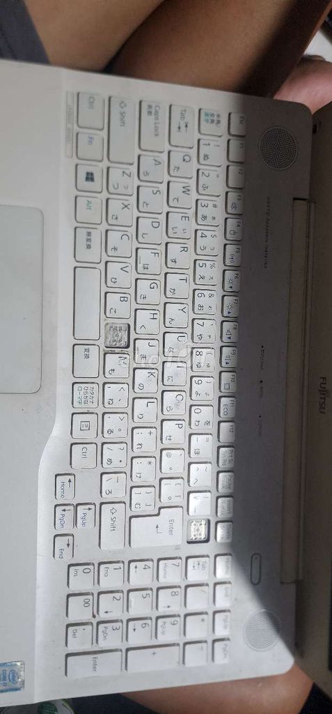Fujitsu i7 6700HQ 15.6 inch Trắng Đã sử dụng. Mua bán Laptop tại Quận Bình Thạnh Tp Hồ Chí Minh được đăng bởi diep hình 1