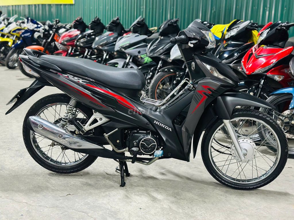 XE MÁYTHANH TÙNG_WAVE RSX FI XÁM GHI BAO ZIN CHẤT. Mua bán Xe máy tại Quận Nam Từ Liêm Hà Nội được đăng bởi THANH TÙNG hình 2