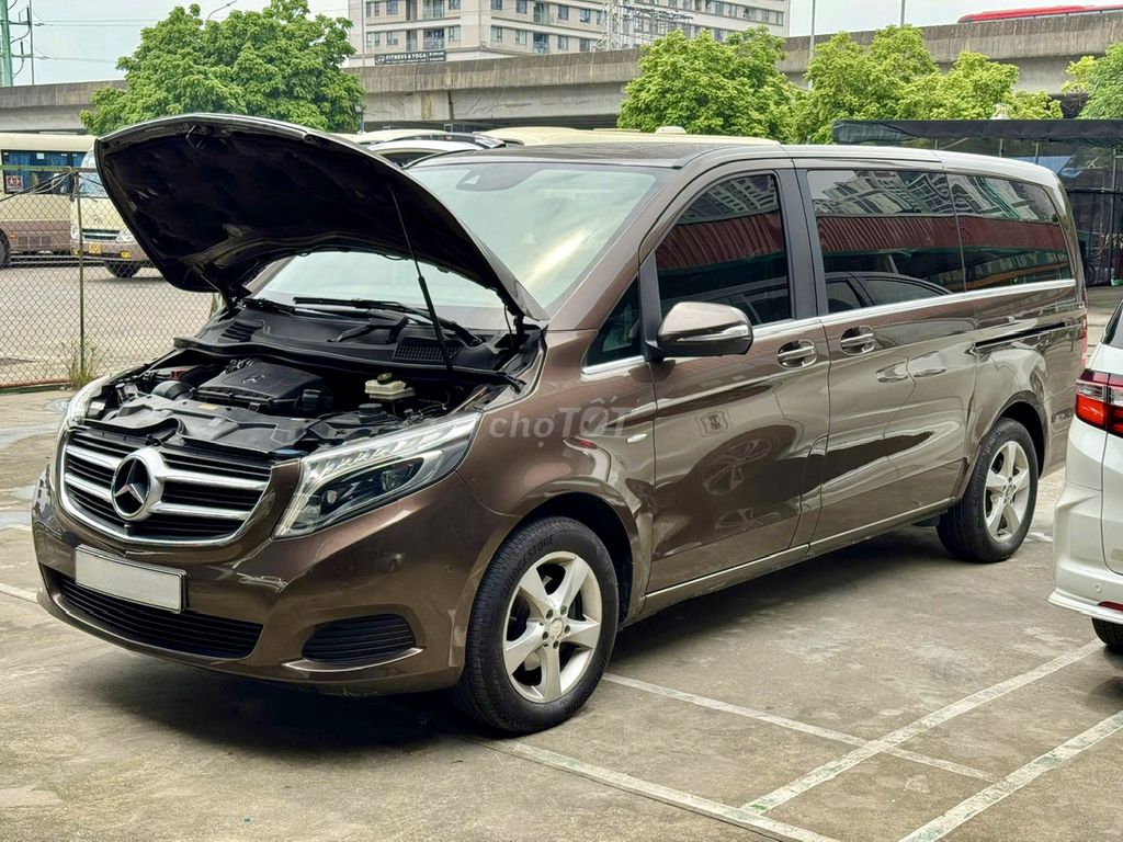 Mercedes Benz V Class V220d 2015. Mua bán Ô tô tại Quận Thanh Xuân Hà Nội được đăng bởi Nguyễn Tuấn Hoàng hình 6