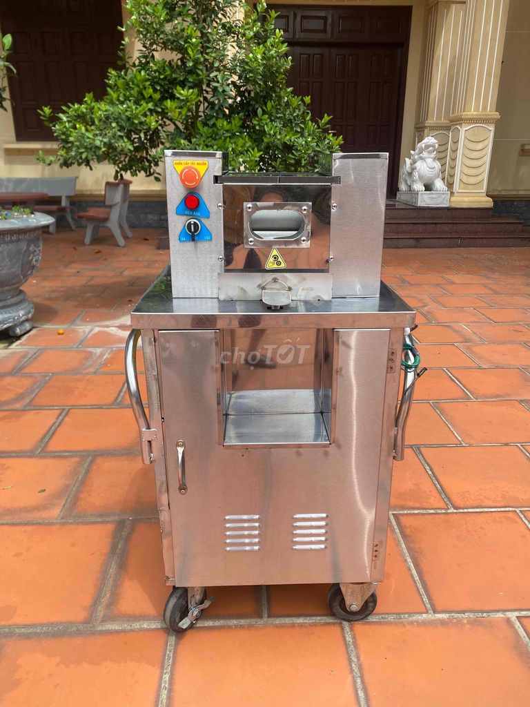 Máy ép mía Kim loại 800W Lô kim cương Bạc. Mua bán Đồ chuyên dụng, Giống nuôi trồng tại Thị xã Sơn Tây Hà Nội được đăng bởi Giang Mía hình 1