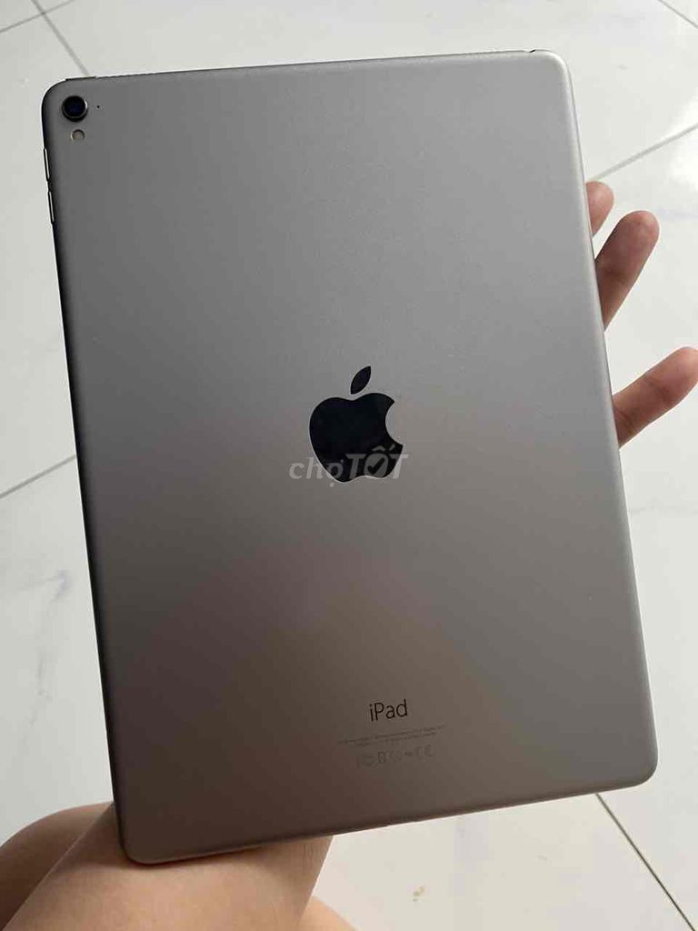 iPad Pro 9.7 inch 128GB Quốc tế bản Wifi