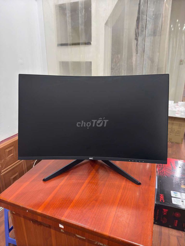 HKC 32inch 2K 144Hz còn đẹp fullbox