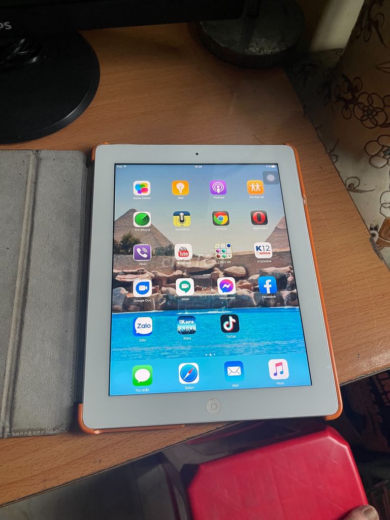 Apple iPad 9 inch 7