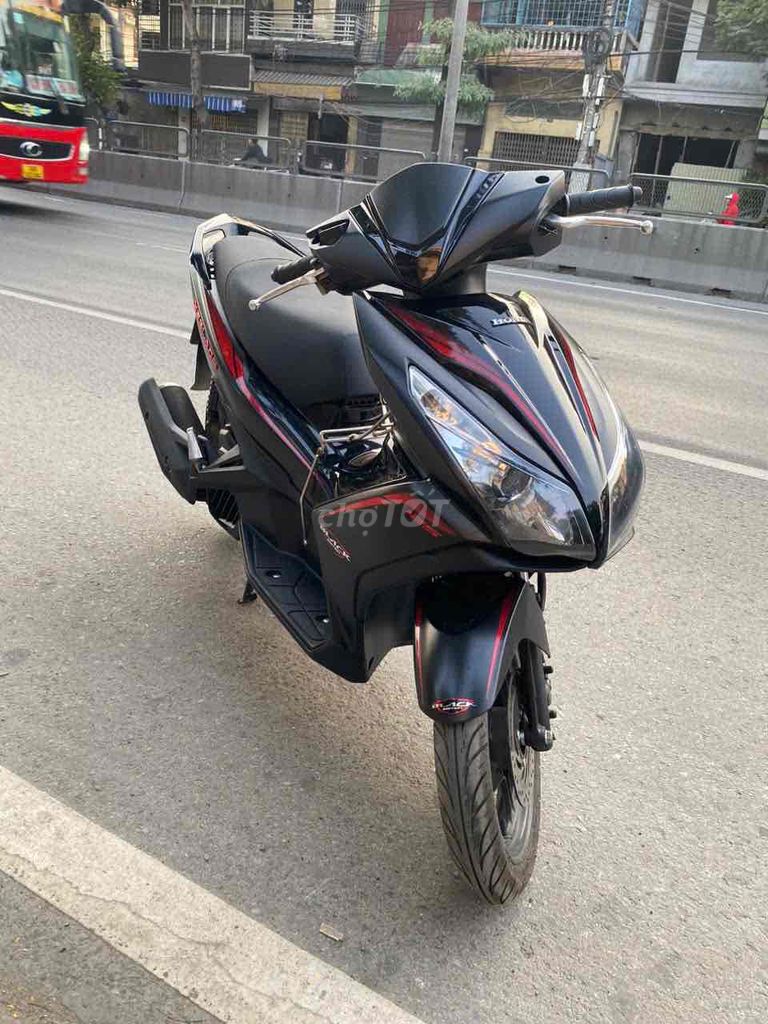 Honda Air Blade 125 êm chất đẹp như hình. Mua bán Xe máy tại Quận Hồng Bàng Hải Phòng được đăng bởi Ly  hình 1