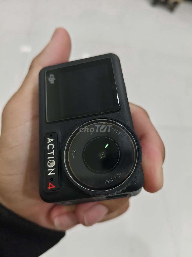 DJI action 4 mic mini và pin sạc. Mua bán Máy ảnh, Máy quay tại Thành phố Sóc Trăng Sóc Trăng được đăng bởi Kozi Shop hình 1