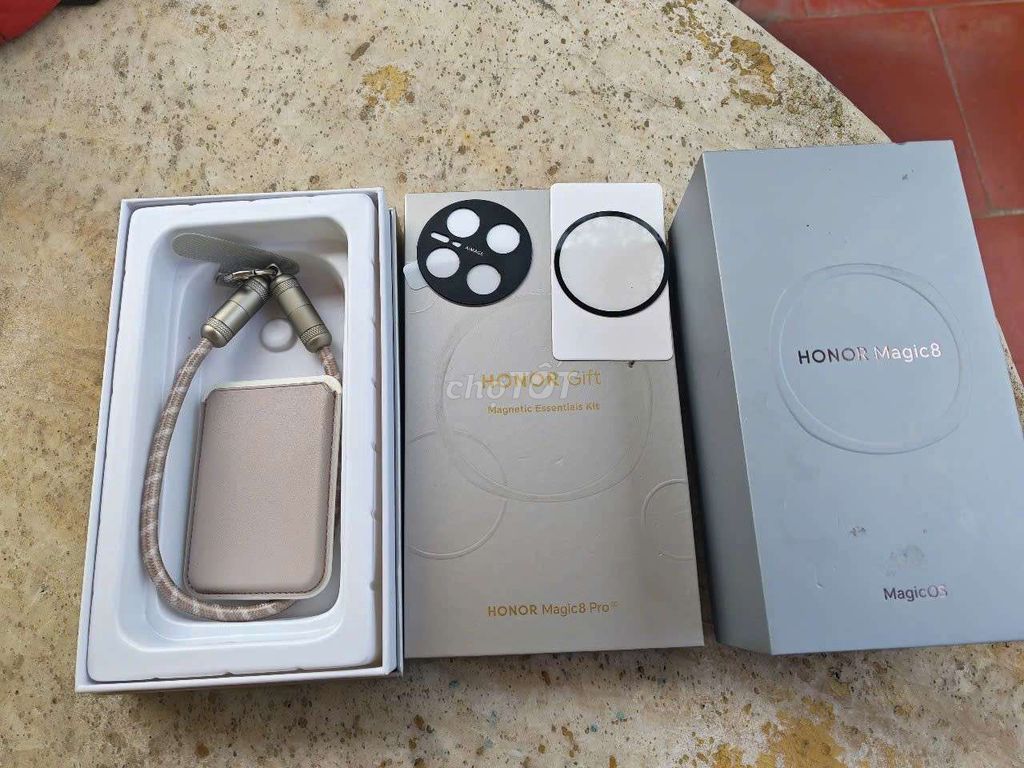 Honor Magic 8 12.256GB Trắng fullbox. Mua bán Điện thoại tại Quận Hà Đông Hà Nội được đăng bởi Tuấn Nguyễn hình 1