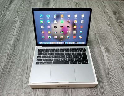 MacBook Air 2018 fullbox đẹp keng
