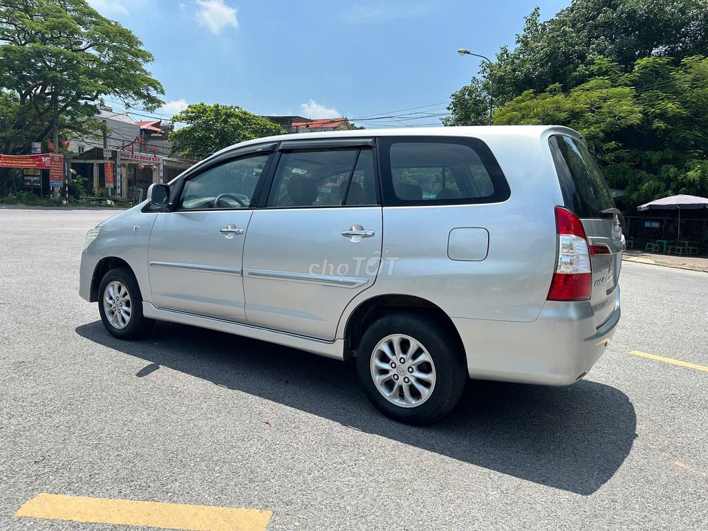 Toyota INNOVA 2.0E cuối 2014 form mới 2015, số tay. Mua bán Ô tô tại Huyện Sóc Sơn Hà Nội được đăng bởi Salon Auto Đào Hằng hình 19