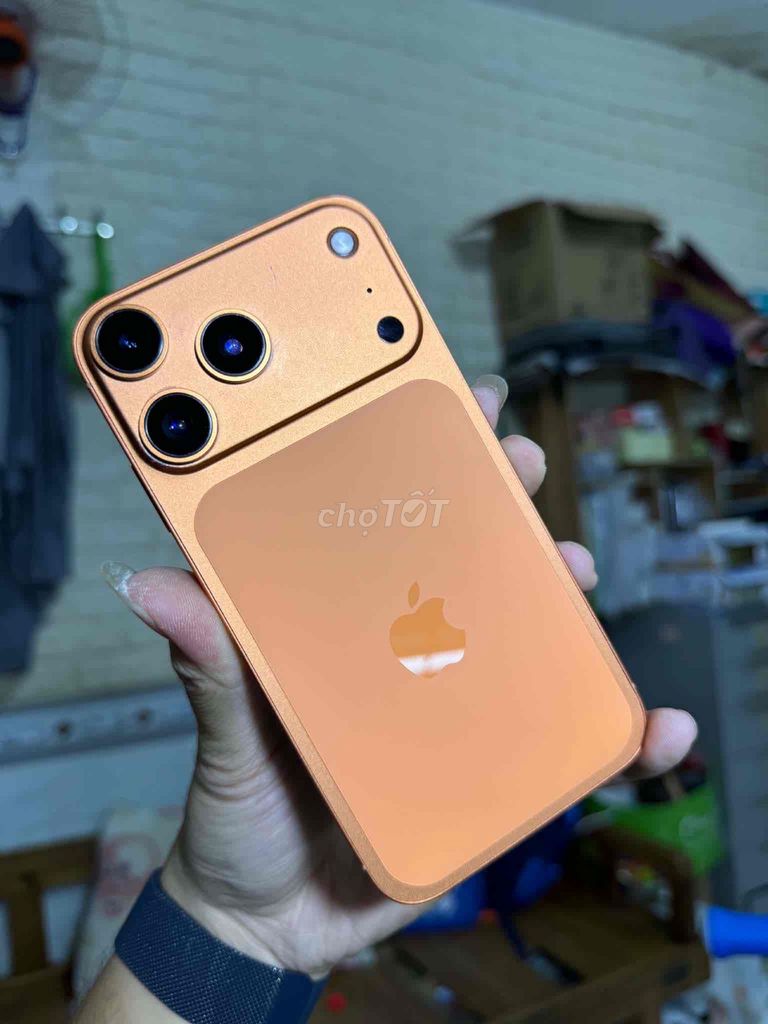 Apple iPhone XR 128GB Cam 100%. Mua bán Điện thoại tại Quận Thanh Xuân Hà Nội được đăng bởi Hoàng Long hình 1