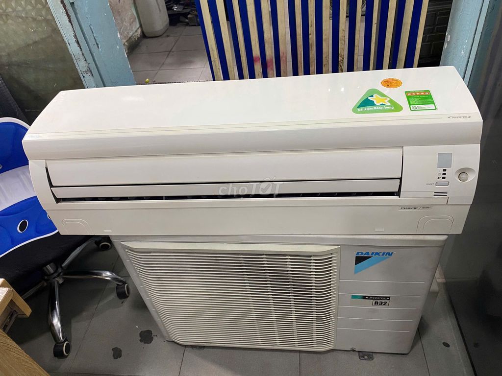 Máy lạnh Daikin 2HP Inverter siêu nhẹ điện. Mua bán Máy lạnh, điều hoà tại Quận 8 Tp Hồ Chí Minh được đăng bởi QUANG PHÁT hình 1