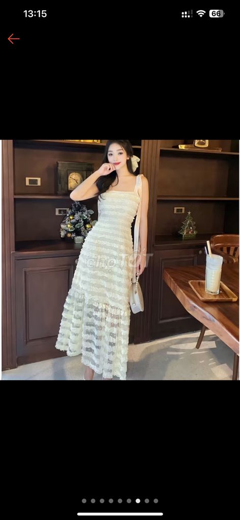 Đầm maxi 2 dây hoa dập nổi xếp tầng 2 lớp New