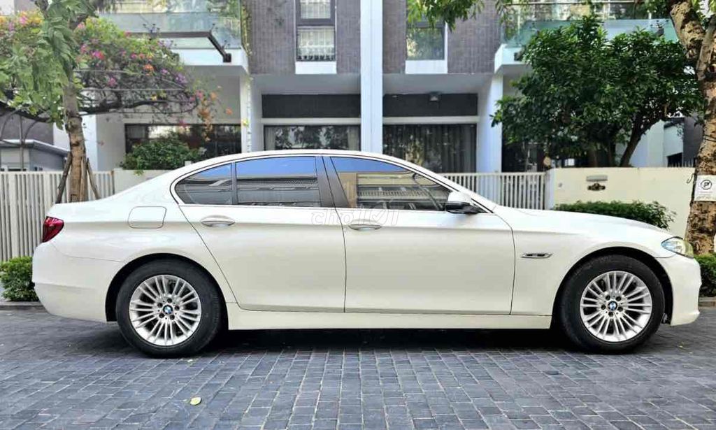 BMW 5 Series 2015 520i - 92000 km. Mua bán Ô tô tại Quận Bắc Từ Liêm Hà Nội được đăng bởi Phạm Bá Hướng hình 5