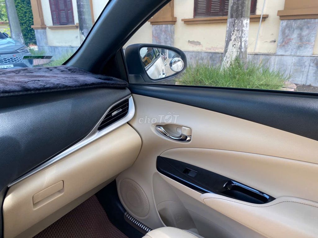 Toyota Yaris 2018 1.5G - 79999 km. Mua bán Ô tô tại Thành phố Vinh Nghệ An được đăng bởi Anh Dương hình 10