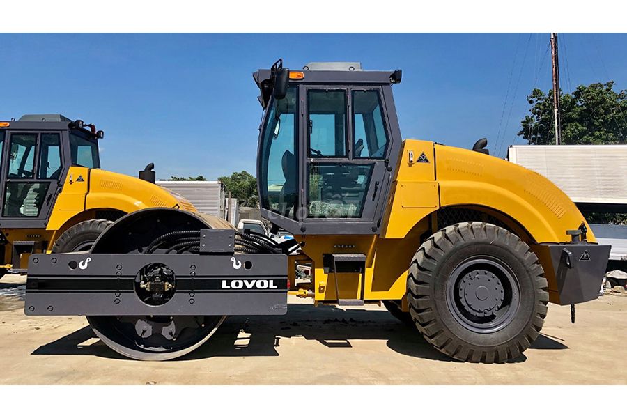 Lu bánh thep LOVOL 14 tấn Mới hàng nhập khẩu. Mua bán Phương tiện khác tại Thị xã Tân Uyên Bình Dương được đăng bởi NguyenTuan hình 2