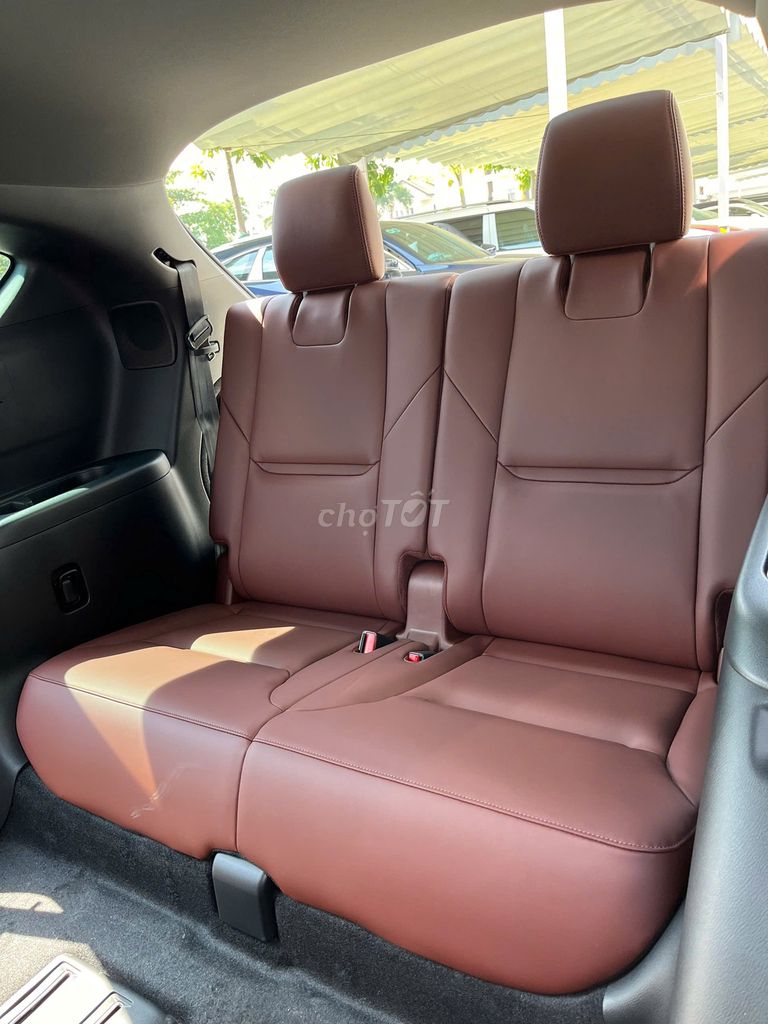 MAZDA CX8 2025 ƯU ĐÃI TỐT XE GIAO NGAY. Mua bán Ô tô tại Quận 7 Tp Hồ Chí Minh được đăng bởi Tú Mada Kia Phú Mỹ Hưng hình 9