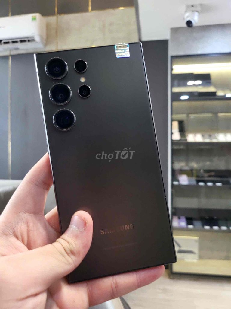 Samsung Galaxy S24 Ultra 256GB Đen Chính Hãng 99%. Mua bán Điện thoại tại Quận 8 Tp Hồ Chí Minh được đăng bởi CA REM BÁN TÁO hình 1