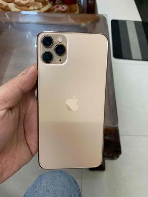 Apple iPhone 11 Pro Max 64GB Vàng Lock Zin. Mua bán Điện thoại tại Quận Cẩm Lệ Đà Nẵng được đăng bởi Hoà