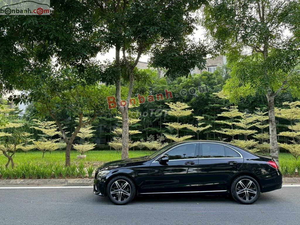 C180 sx 2020. Mua bán Ô tô tại Quận Thanh Xuân Hà Nội được đăng bởi Nguyễn Thường hình 4