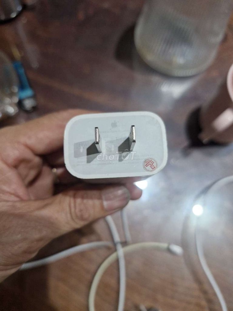 Củ sạc Apple 20W Trắng. Mua bán Phụ kiện (Màn hình, Chuột...) tại Quận Thanh Khê Đà Nẵng được đăng bởi Nguyen Duc Thanh  hình 1